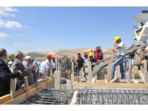 Hayırsever İş Adamından 650 Kişilik Cami