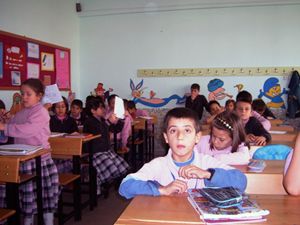 İlköğretim öğrencileri radyoculuğu öğreniyor