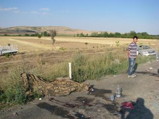 Konya'da otomobil devrildi: 2 ölü, 5 yaralı