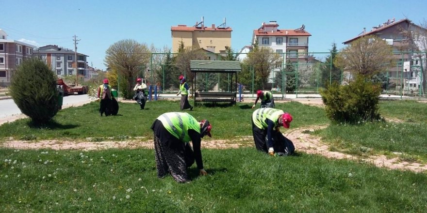 Beyşehir’in park ve bahçeleri kadınlara emanet