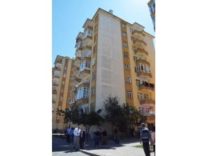 Salon Ve Mutfak Tabanı Çöken Bina İçin İnceleme Başlatıldı