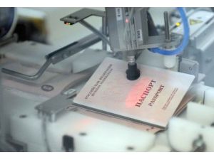 Rusya 3 Türk Vatandaşını Sahte Mühürden Sınır Dışı Ediyor