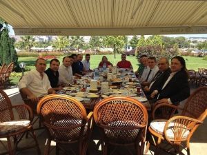 Genç Girişimciler İcra Kurulu, Murzioğlu Onuruna Kahvaltı Düzenledi