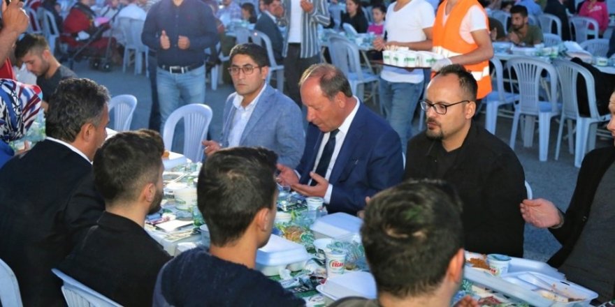 Başkan Oprukçu, NEÜ öğrencisi ve personeliyle iftarda buluştu