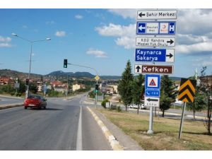 Kandıralılar, Kazaların Yaşandığı Kavşakta Bölünmüş Yol İstiyor