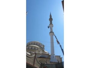 Gazi Orhanbey Camii'n'de 20 Yıl Sonra Tadilat Başladı