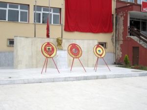 30 Ağustos Zafer Bayramı Ve Türk Silahları Günü Tüm Yurtta Coşkuyla Kutlanıyor