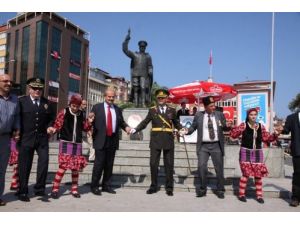 30 Ağustos Zafer Bayramı Ve Türk Silahları Günü Tüm Yurtta Coşkuyla Kutlanıyor