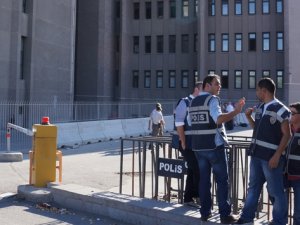 Ankara Adliyesi'nde "28 Şubat" hareketliliği