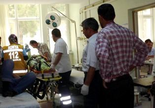 Otomobil şarampole yuvarlandı: 2 yaralı