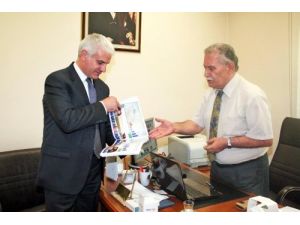 Bursa Valiliği, Şehri Anlatan 2 Kitapçık Hazırladı