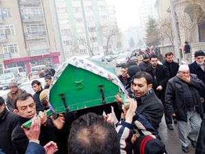 Gurbetçi yazarın hanımı vefat etti
