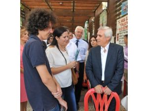 Başkan Bozbey Yurt Stantlarını Ziyaret Etti