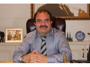 Rektör Aslan: En Önemli Şey, Ağrı Halkının Öğrenciyi Bağrına Basmasıdır