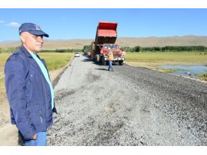 Yakutiye Belediyesi, 65 Kilometre Köy Yolunu Asfaltladı