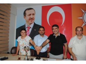 Ak Partili Gençler Plaj Voleybolu Turnuvasında Birinci Oldu