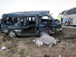 Aksaray'da trafik kazası: 1 ölü, 5 yaralı