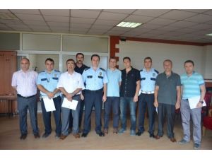 Mobese Sistemini Takip Edecek Polisler Sertifikalarını Aldı