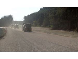 Askeri Birlikler Sınır Hattına Doğru Hareket Etti
