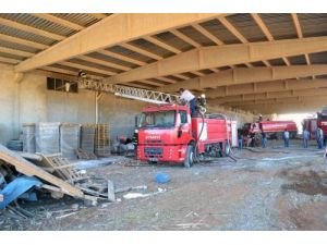 Kahramanmaraş’ta Tekstil Fabrikasında Yangın Çıktı
