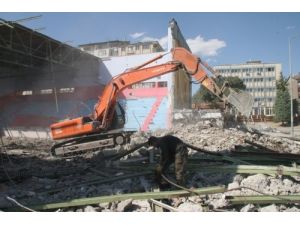 Elazığ'da Bin Kişilik Spor Salonu İnşa Edilecek