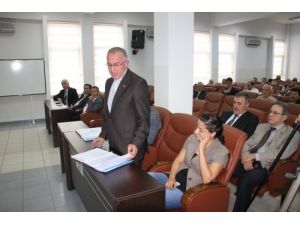 Belediye Meclis Toplantısının Sonunda Sinirler Gerildi