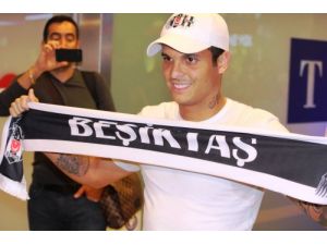 Beşiktaş'ın Yeni Solbeki Ramon De Moraes Motta İstanbul’a Geldi