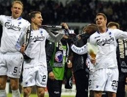 Galatasaray'ın rakibi sürpriz peşinde