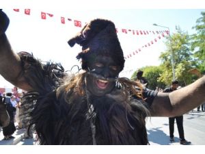 Kurtuluş Töreninde Tülütabaklar Büyük İlgi Gördü