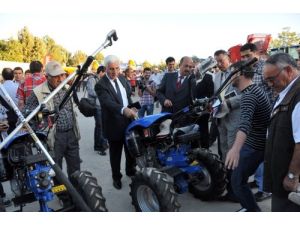 Karaman'da 241 Çiftçiye Ekipman Verildi