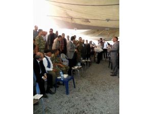 Hakkari Valisi Kalkan, Şehir Merkezi Ve Köylerdeki Taziyelere Katıldı