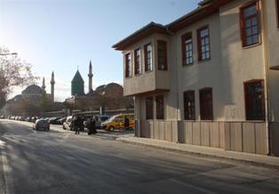 İkram Evi ve Teşhir Merkezi’ne ilgi artıyor