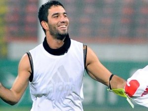 Madrid'den Arda Turan'a müthiş tekli