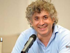 Dünyaca ünlü profesöre şok soruşturma