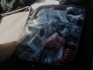 Kayseri Polisi 409 Adet Kaçak Cep Telefonu Ele Geçirdi