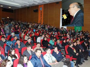 Veli çalış dedikçe, öğrenci soyutlanır