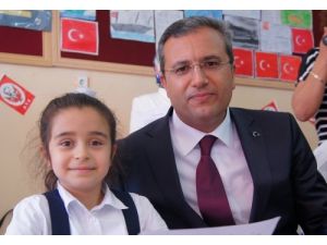 Ekrem Serin: Okulun İlk Günlerinde Çocuklarınızın Yanında Olun