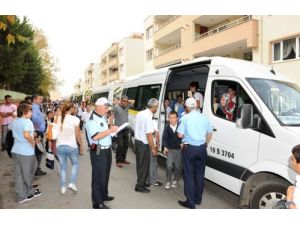 Okul Servisinde Ayakta Yolculuk Etmeyin