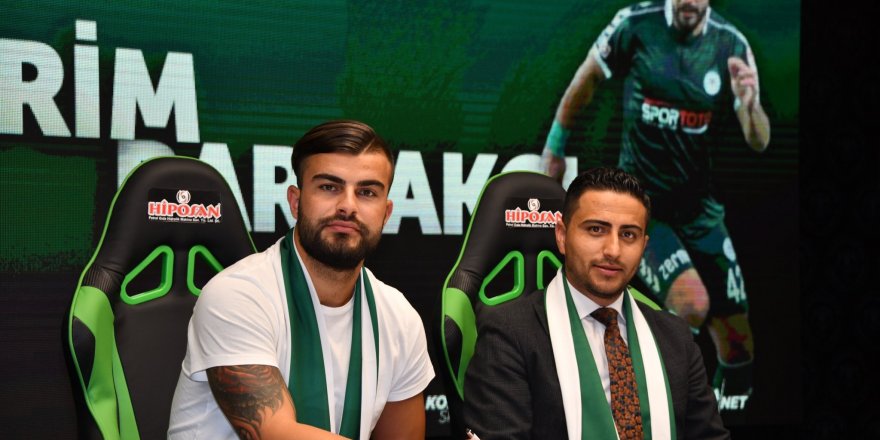 Konyaspor, Abdülkerim Bardakcı’nın sözleşmesini 2 yıl uzattı