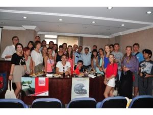 Yabancı Öğrenciler Adana'da Trafik Eğitimi Aldı