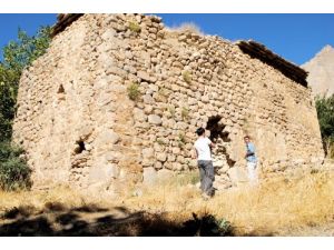 Tarihi Halil Kilisesi, Restore Edilmeyi Bekliyor