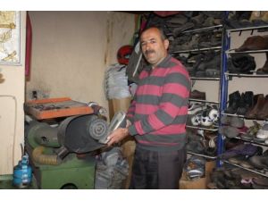 'Ayakkabı Tamirciliği Can Çekişiyor'