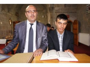 Erzurumlu Hafız Türkiye Birincisi Oldu