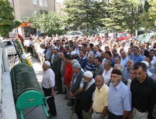 Bakırbaş ailesi babasını kaybetti