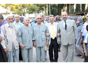 Kozanlı Hacı Adayları Dualarla Uğurlandı