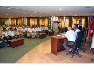 Emniyet Servis Şoförlerine Seminer Verdi