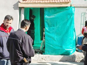 Annesi gibi tarım ilacı içerek öldü