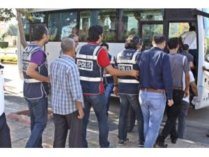 Okuma Yazmaları Yok Ama Ehliyet Sınavından 90 Puan Aldılar