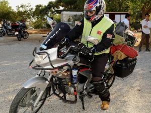 Motosiklet Tutkunları Karşıyaka'da Buluştu