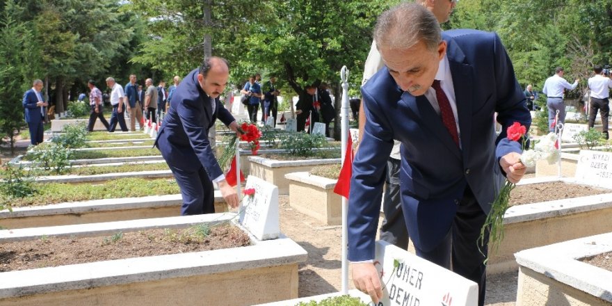 Konya’da 15 Temmuz etkinliklerinde şehitler anıldı